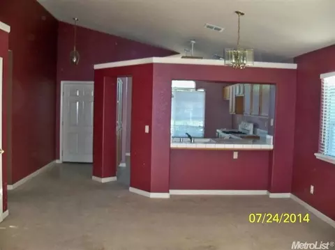 203 Cinnamon Dr, Galt, CA 95632 photo 5
