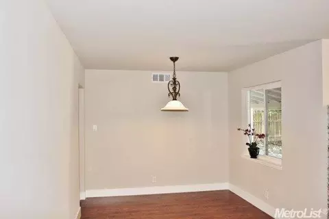 5133 Kovanda Ave, Carmichael, CA 95608 photo 9