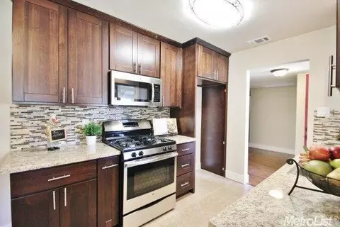 5133 Kovanda Ave, Carmichael, CA 95608 photo 6