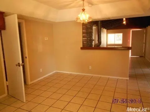624 Myrtle Ave, Galt, CA 95632 photo 6