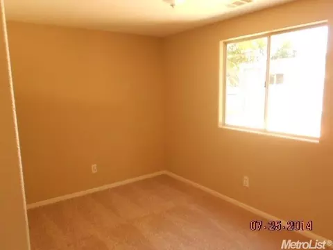624 Myrtle Ave, Galt, CA 95632 photo 7