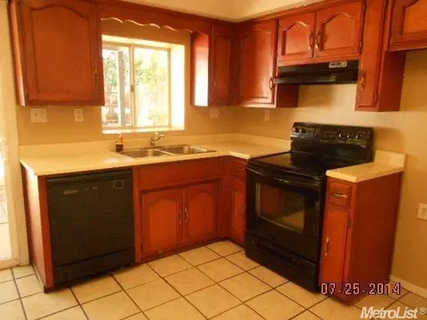 624 Myrtle Ave, Galt, CA 95632 photo 10