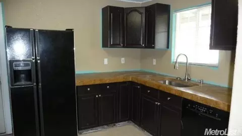 2132 7th St, Ceres, CA 95307 photo 3