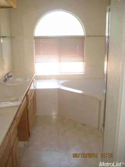 1527 Lucerne Ave, Gustine, CA 95322 photo 7