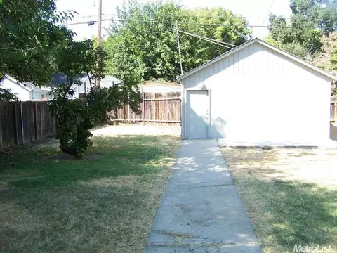 311 W 22nd, Merced, CA 95340 photo 17