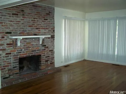 311 W 22nd, Merced, CA 95340 photo 2