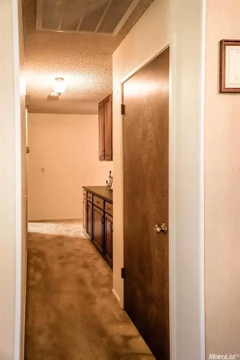 2721 Deerfield Pl, Modesto, CA 95355 photo 12