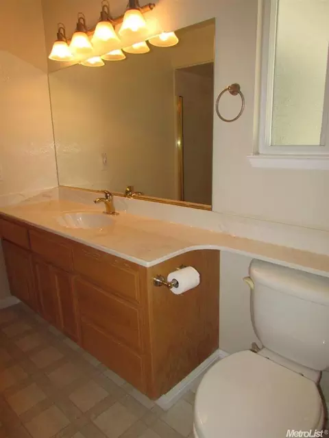 2501 Stone Crop Ln, Modesto, CA 95355 photo 7