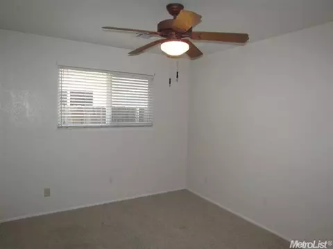 2501 Stone Crop Ln, Modesto, CA 95355 photo 3