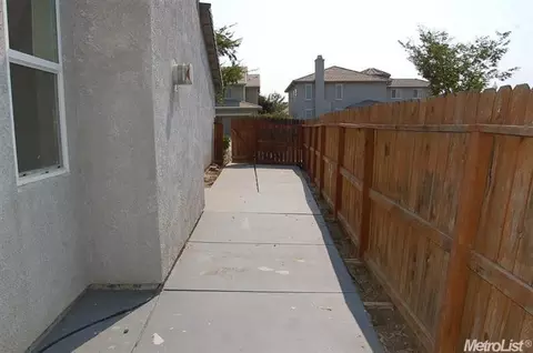 439 Squash Creek Dr, Patterson, CA 95363 photo 13