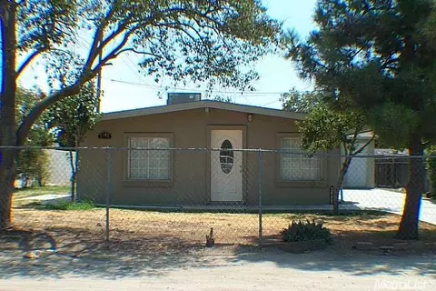 1502 Marin Ave, Modesto, CA 95358 photo 1