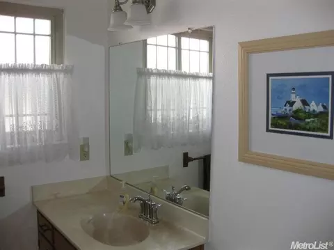 211 Vineyard Dr, Lodi, CA 95240 photo 20