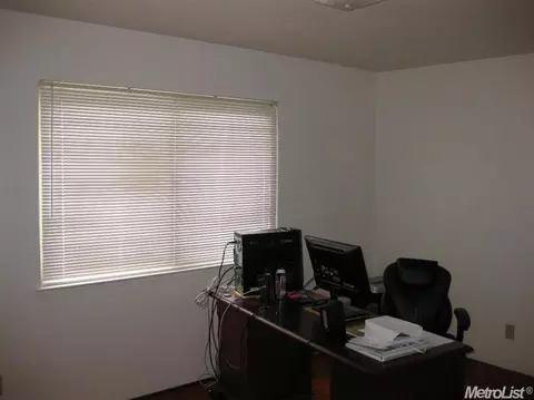 211 Vineyard Dr, Lodi, CA 95240 photo 22