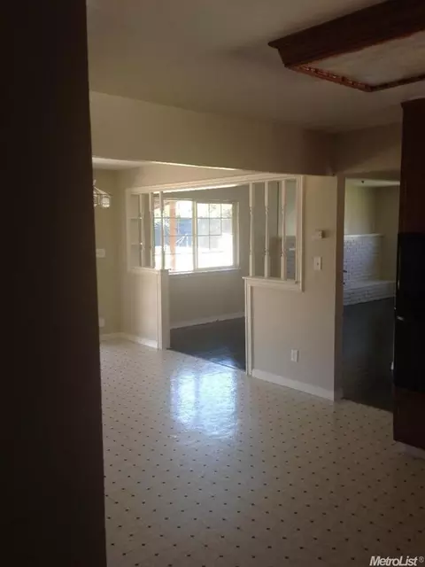 1942 Baugh St, Olivehurst, CA 95961 photo 6