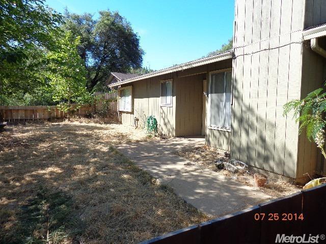 11040 Harrison Dr, Sonora, CA 95370 photo 1
