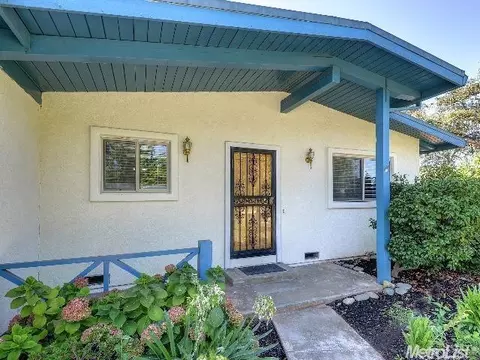 4904 Boyd Dr, Carmichael, CA 95608 photo 2