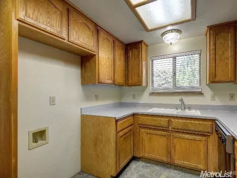 4904 Boyd Dr, Carmichael, CA 95608 photo 7
