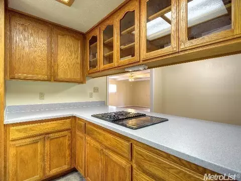 4904 Boyd Dr, Carmichael, CA 95608 photo 5