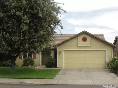 2425 Morrill Rd, Riverbank, CA 95367 photo 2