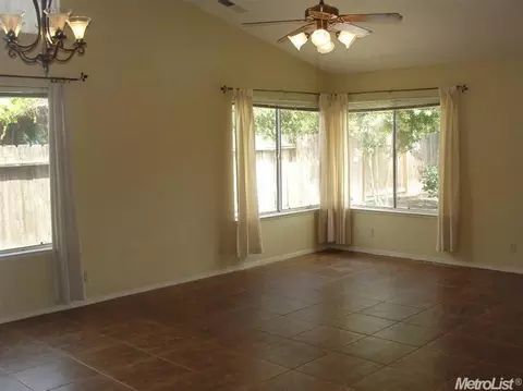 2425 Morrill Rd, Riverbank, CA 95367 photo 7