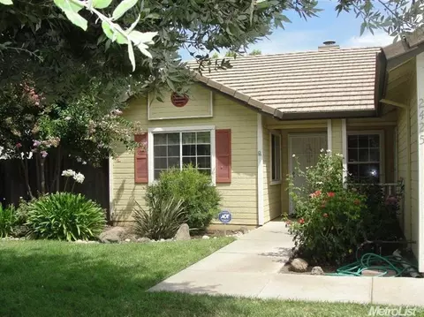 2425 Morrill Rd, Riverbank, CA 95367 photo 3