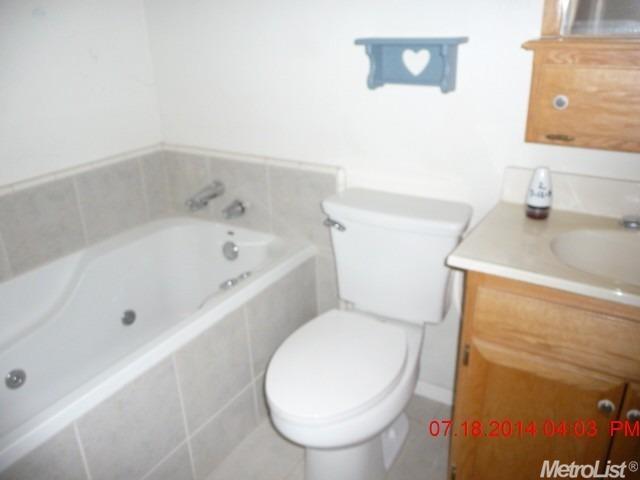 1239 Judith Ct, Manteca, CA 95337 photo 7