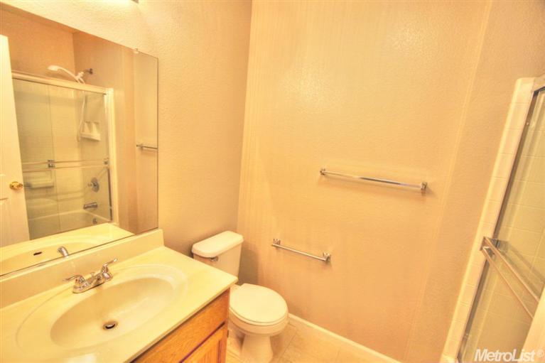 14430 Pine Valley Dr, Lathrop, CA 95330 photo 8