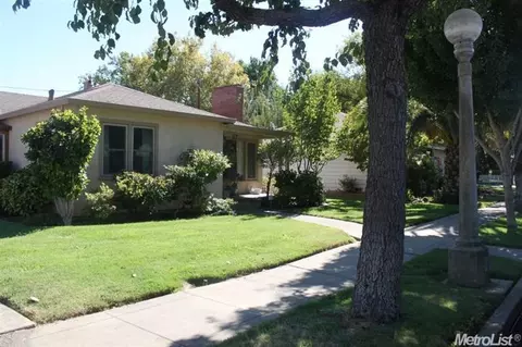 718 W Pine St, Lodi, CA 95240 photo 2