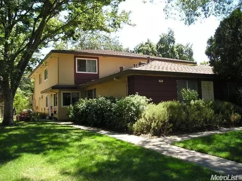 2867 Bidwell Pl #4, Davis, CA 95618 photo 1