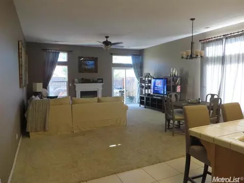 2052 Bishop Way, Lodi, CA 95242 photo 6
