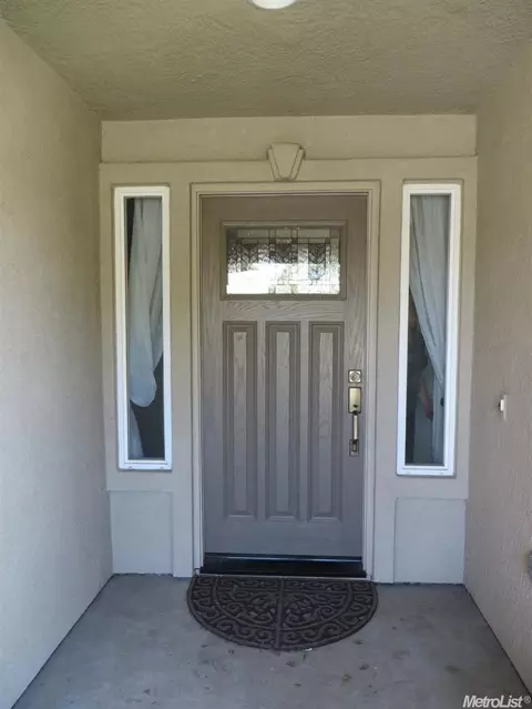 2052 Bishop Way, Lodi, CA 95242 photo 3