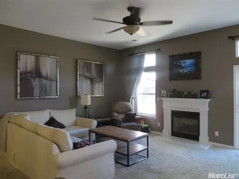 2052 Bishop Way, Lodi, CA 95242 photo 7