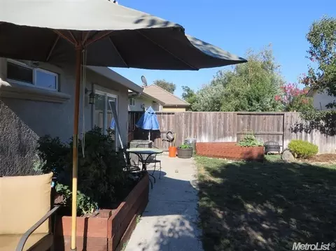 2052 Bishop Way, Lodi, CA 95242 photo 17
