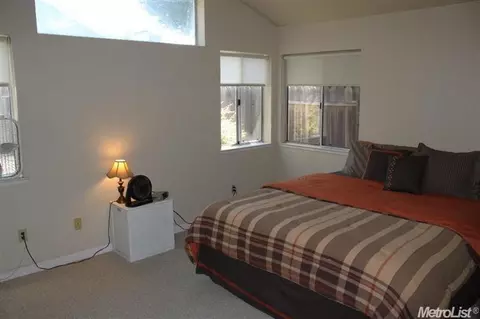 1380 Divine Ln, Tracy, CA 95376 photo 5
