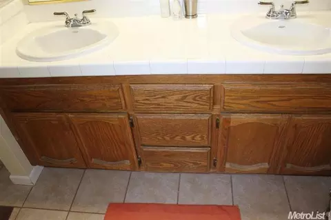 1380 Divine Ln, Tracy, CA 95376 photo 7