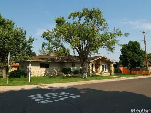 3301 Bartley Ln, Modesto, CA 95355 photo 2