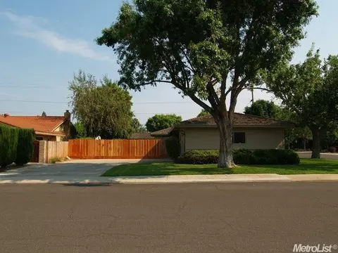 3301 Bartley Ln, Modesto, CA 95355 photo 3