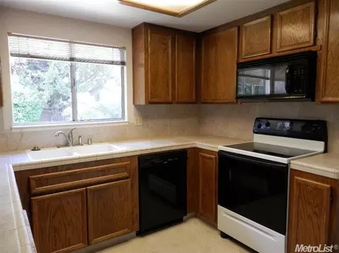 1908 Columbard, Modesto, CA 95351 photo 5