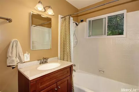1107 Cornell Dr, Davis, CA 95616 photo 12