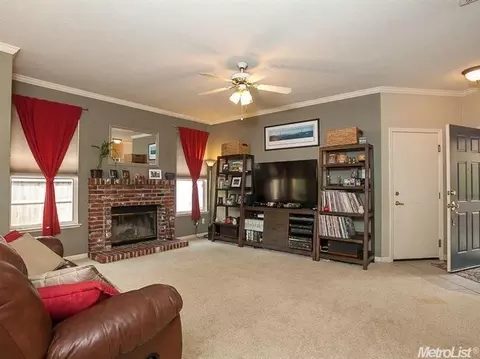 107 Tyrell Ct, Folsom, CA 95630 photo 4