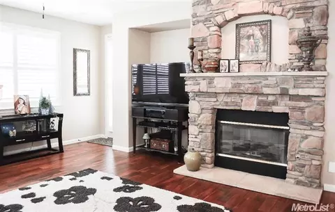 1629 Viggo Pl, Ripon, CA 95366 photo 7