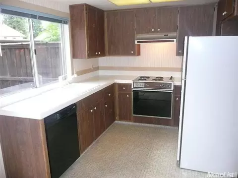 4008 Oak Villa Cir, Carmichael, CA 95608 photo 2