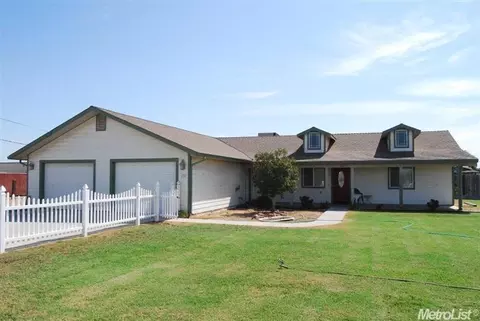 172 N Mitchell Rd, Turlock, CA 95380 photo 1