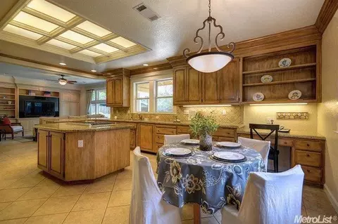 352 Sandpiper Dr, Davis, CA 95616 photo 8