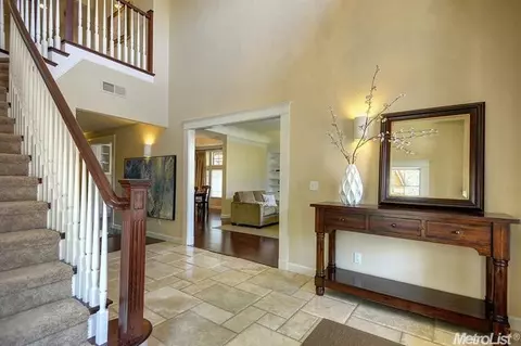 352 Sandpiper Dr, Davis, CA 95616 photo 3