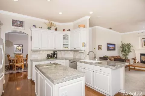 711 Hunter Pl, Folsom, CA 95630 photo 7