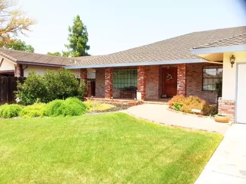 635 Meredith Ave, Gustine, CA 95322 photo 2