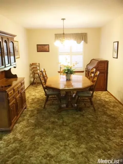635 Meredith Ave, Gustine, CA 95322 photo 6