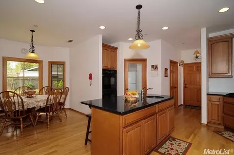 3136 Garfield Ave, Carmichael, CA 95608 photo 9