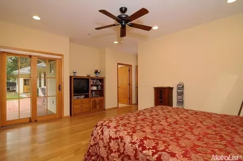 3136 Garfield Ave, Carmichael, CA 95608 photo 14